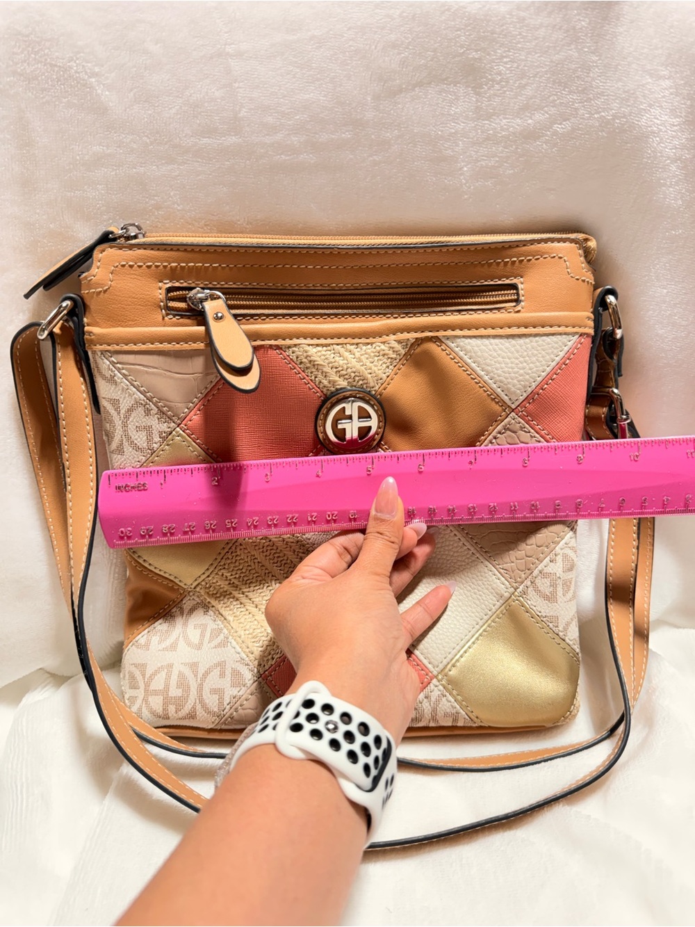Gianni Bini Patchwork Crossbody in Peach, Cream & Tan - Picture 11 of 12